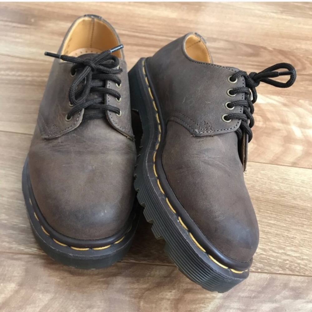 Brown leather Dr. Martens 1461